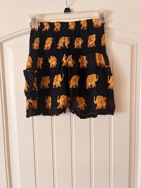 Black & Gold Elephant Print Smocked Women’s Shorts